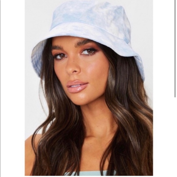 PrettyLittleThing | Accessories | Pretty Little Thing Bucket Hat | Poshmark
